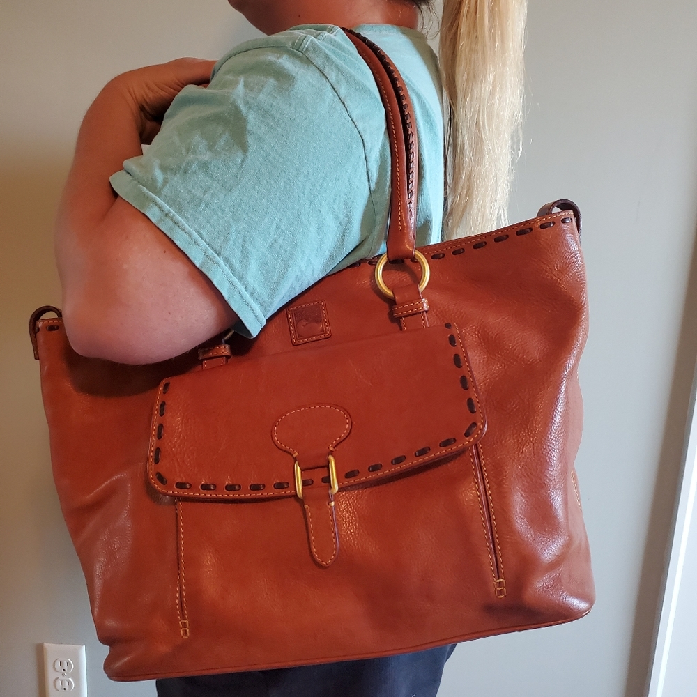 Dooney & Bourke XL Whiskey Leather bag - Picture 6 of 6